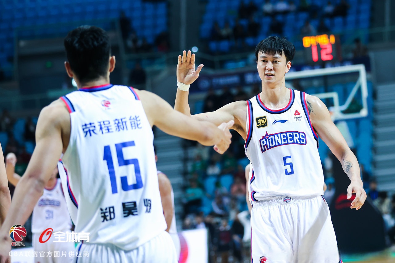 风云突变!辽宁本钢窗口期篮板制胜;德甲版图或变;球迷炸锅;训练强度明显提升的简单介绍 风云突变!辽宁本钢窗口期篮板制胜;德甲版图或变;球迷炸锅;训练强度明显提升的简单介绍